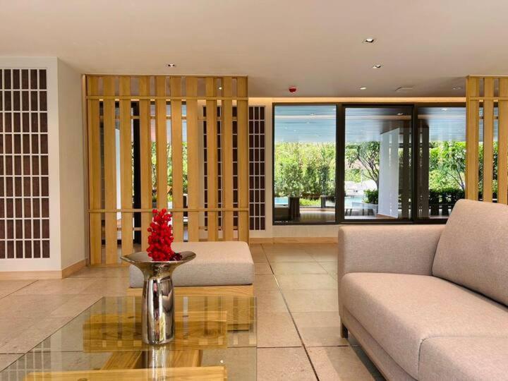Tierra Residences Bangkok Exterior foto
