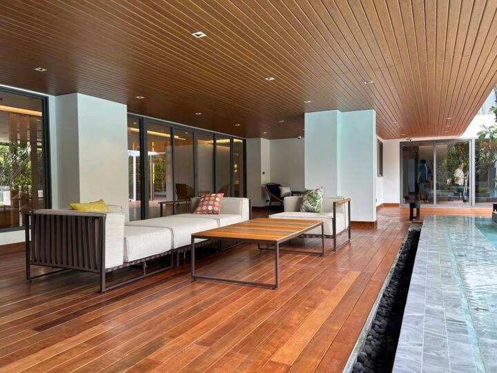 Tierra Residences Bangkok Exterior foto